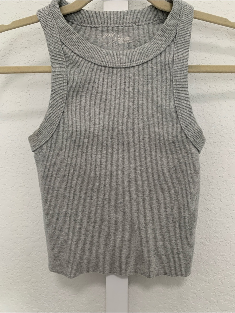aerie Light Gray Ribbed Crewneck Cropped Tank Top - Picture 4 of 7